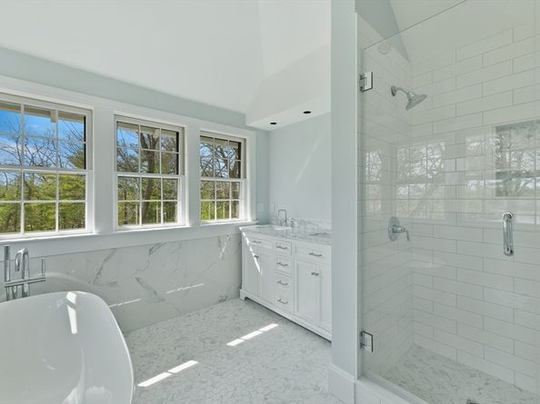 30 Black Horse Ln, Cohasset MA 02025