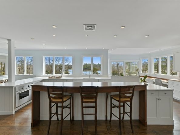 30 Black Horse Ln, Cohasset MA 02025