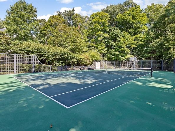 30 Black Horse Ln, Cohasset MA 02025