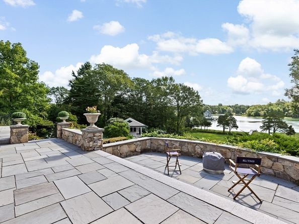30 Black Horse Ln, Cohasset MA 02025