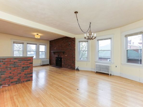 51 Wallingford Rd, Boston MA 02135
