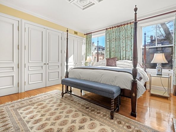 357-359 Beacon St 4, Boston MA 02116