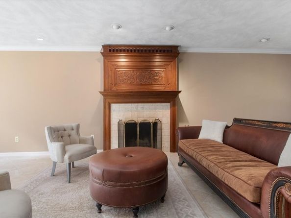 33 Whichita Rd, Medfield MA 02052