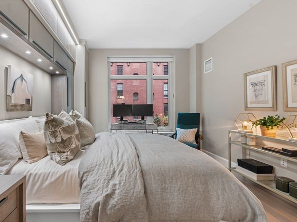 100 Lovejoy Wharf 5N, Boston MA 02114