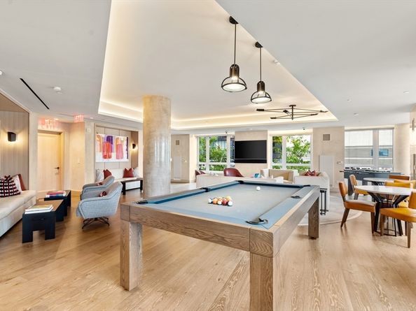 100 Lovejoy Wharf 5N, Boston MA 02114