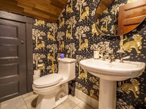 36 Dexter Rd, Newton MA 02460