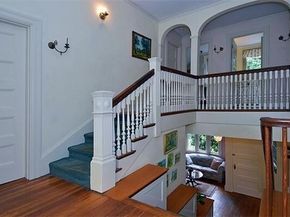 36 Dexter Rd, Newton MA 02460