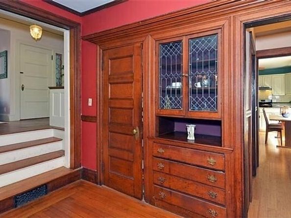 36 Dexter Rd, Newton MA 02460