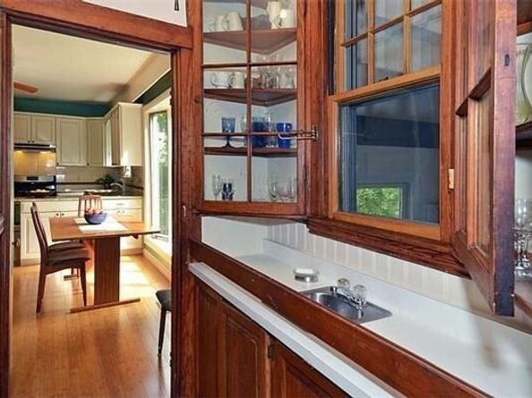 36 Dexter Rd, Newton MA 02460