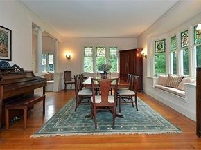36 Dexter Rd, Newton MA 02460