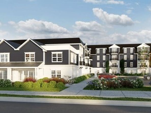 485 Blue Hills Parkway 23, Milton MA 02186