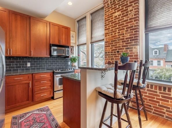 140 Washington Street 1C, Salem MA 01970