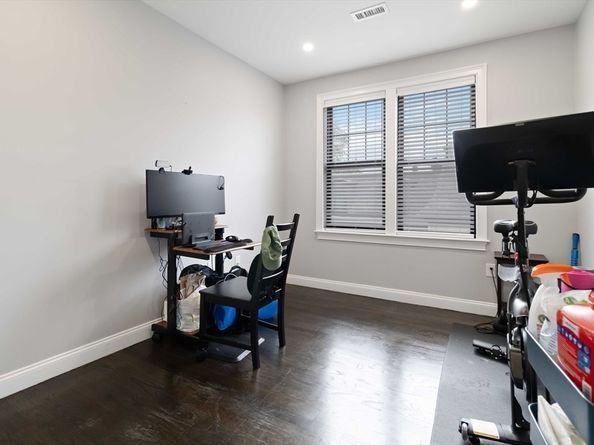 18 Albion St 2, Boston MA 02119