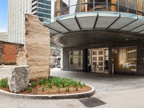 1 Dalton Street 4703/4704, Boston MA 02115