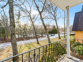 8 Shadowbrook Ln 39, Milford MA 01757