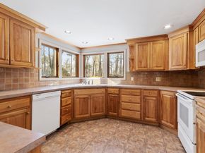 7 Kelley Rd, Acton MA 01720