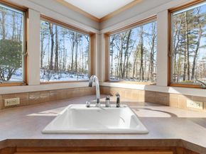 7 Kelley Rd, Acton MA 01720