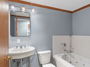 559 Merriam Ave, Leominster MA 01453