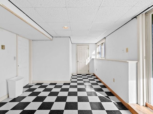 52 Liberty St L3, Plymouth MA 02360