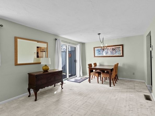 52 Liberty St L3, Plymouth MA 02360