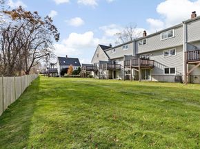 52 Liberty St L3, Plymouth MA 02360