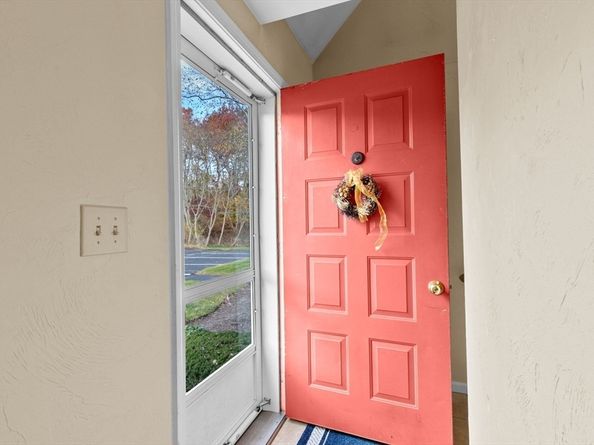 52 Liberty St L3, Plymouth MA 02360