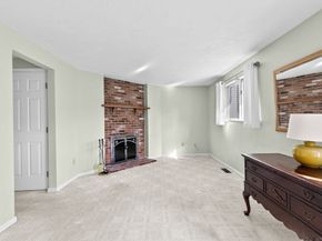 52 Liberty St L3, Plymouth MA 02360