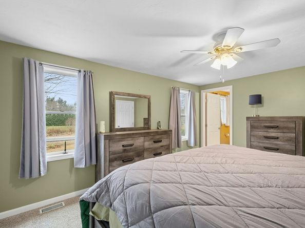 252 Pleasantdale Rd, Rutland MA 01543