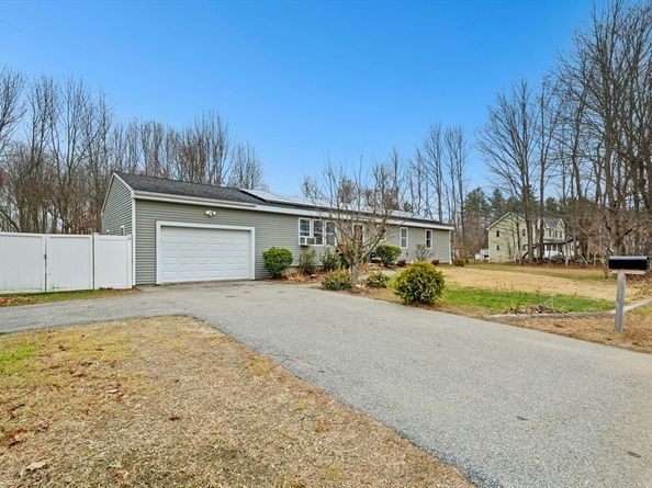 252 Pleasantdale Rd, Rutland MA 01543