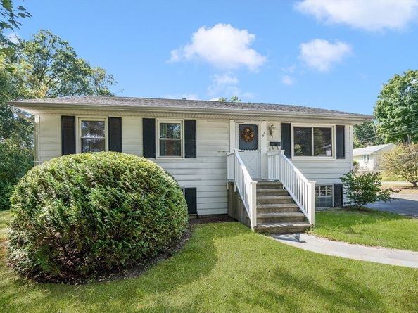 119 Susanne Drive, Northbridge MA 01588