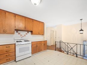 119 Susanne Drive, Northbridge MA 01588