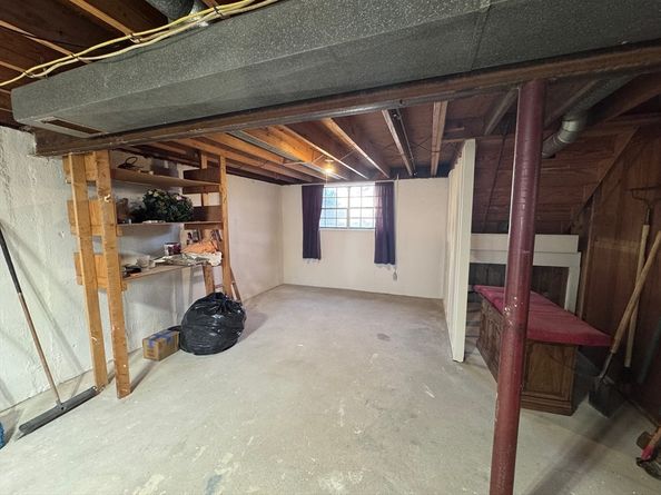 119 Susanne Drive, Northbridge MA 01588