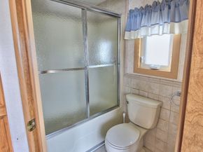 556 Central St 43, Leominster MA 01453