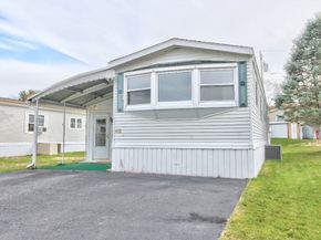 556 Central St 43, Leominster MA 01453