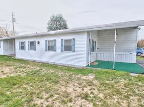 556 Central St 43, Leominster MA 01453