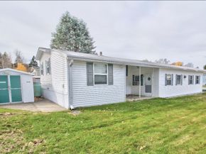 556 Central St 43, Leominster MA 01453