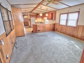 556 Central St 43, Leominster MA 01453