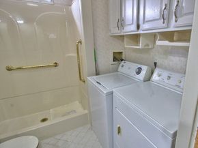 556 Central St 43, Leominster MA 01453