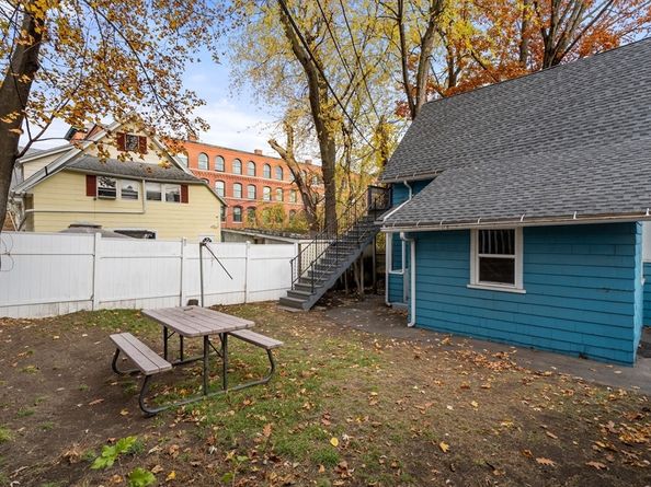 4 Albert Street, Worcester MA 01610