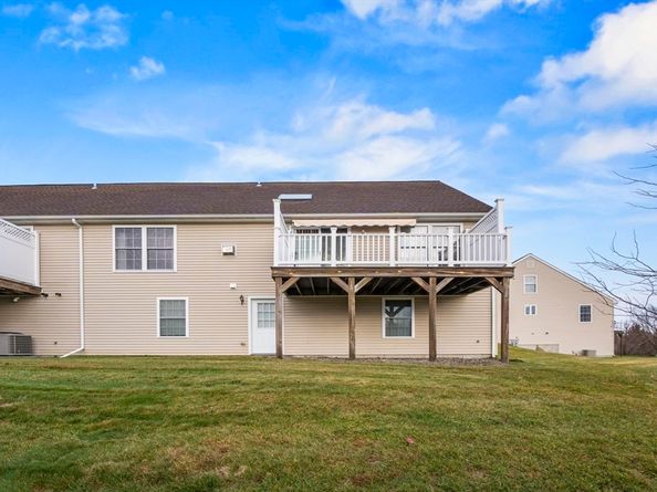 71 Hillside Village Drive 71, West Boylston MA 01583