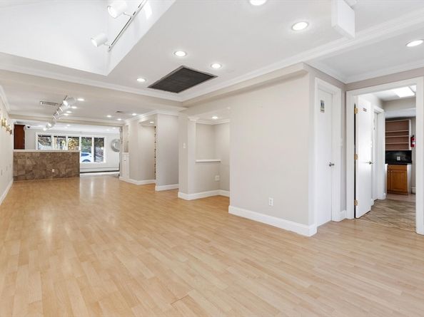 231 Bedford St, Lexington MA 02420