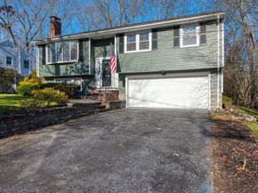 102 Alandale Ave, Brockton MA 02301