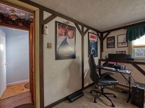 102 Alandale Ave, Brockton MA 02301