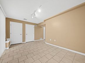 86 Abington Rd 86, Danvers MA 01923