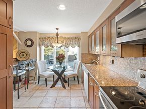 86 Abington Rd 86, Danvers MA 01923