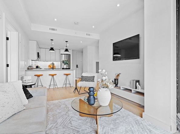 1 Nevins Hill Way 310, Boston MA 02135