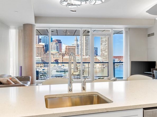 22 Liberty Dr 7M, Boston MA 02210
