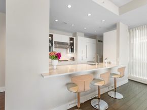 22 Liberty Dr 7M, Boston MA 02210