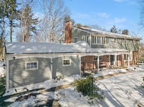 11 Pickman Rd, Beverly MA 01915