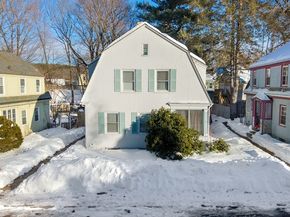 28 Maple Street, Southbridge MA 01550
